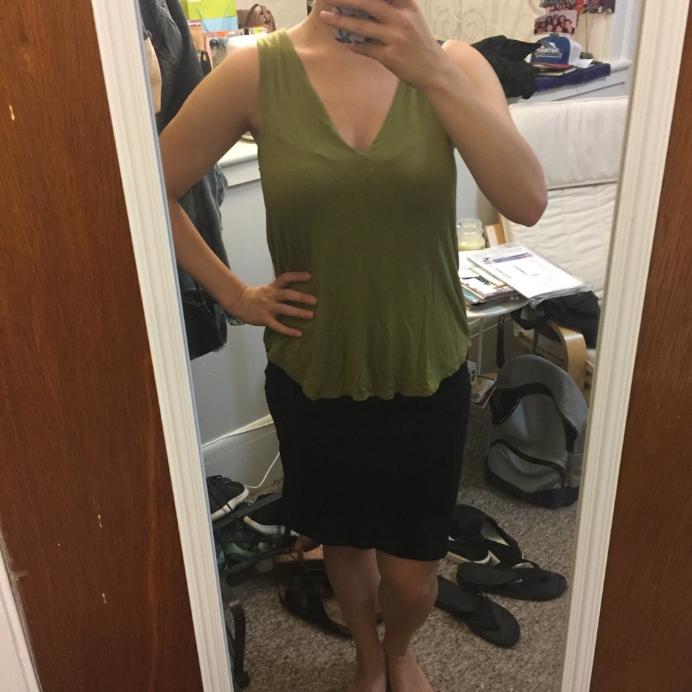Anthropologie Bordeaux double layer tank size M